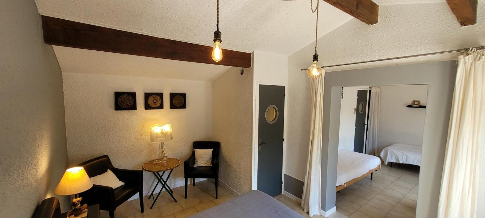Villa Liberty Entraigues-sur-la-Sorgue Szoba fotó